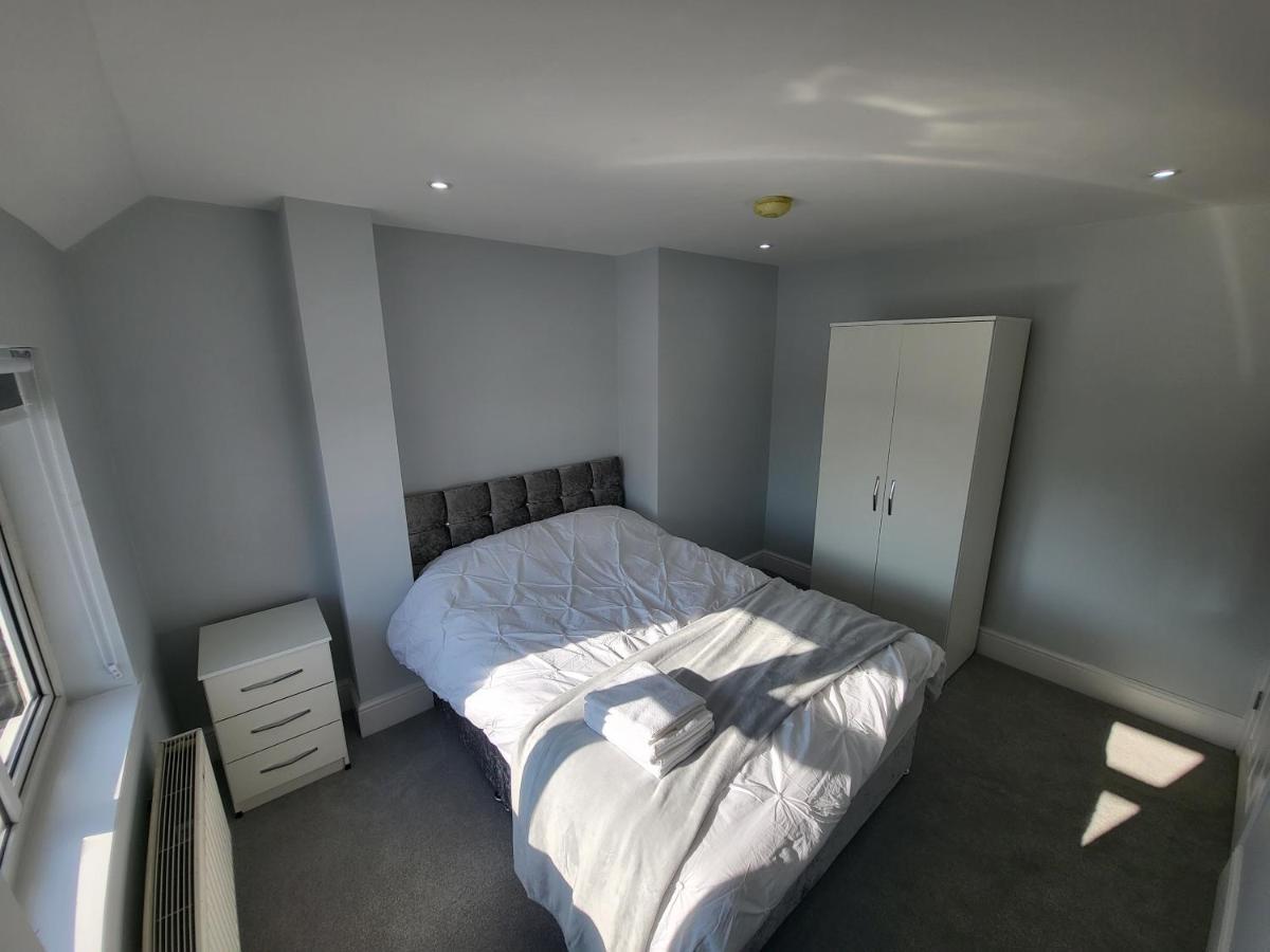 High Spec Large 6 Bedroom House! Kingston upon Thames (Greater London) Exterior foto