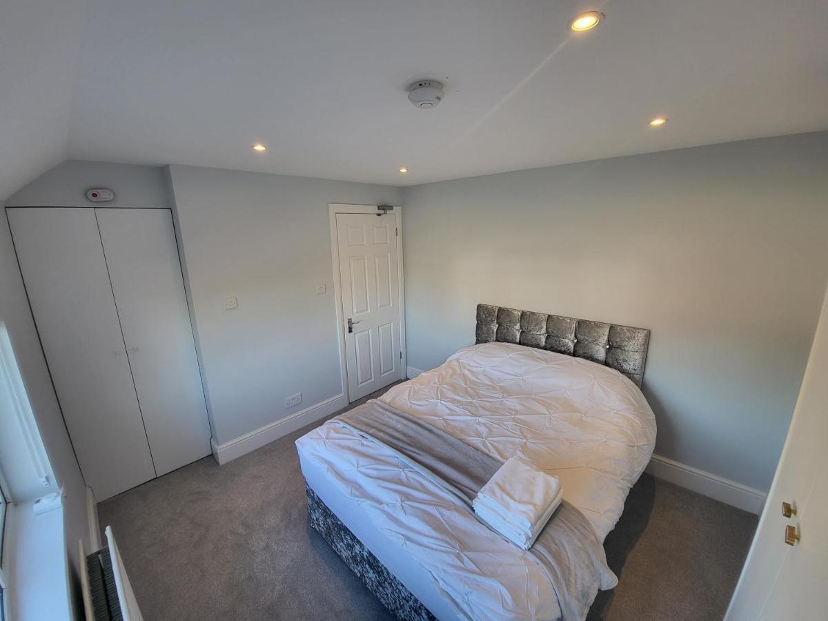 High Spec Large 6 Bedroom House! Kingston upon Thames (Greater London) Exterior foto