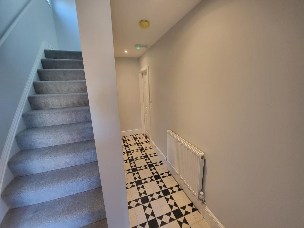High Spec Large 6 Bedroom House! Kingston upon Thames (Greater London) Exterior foto