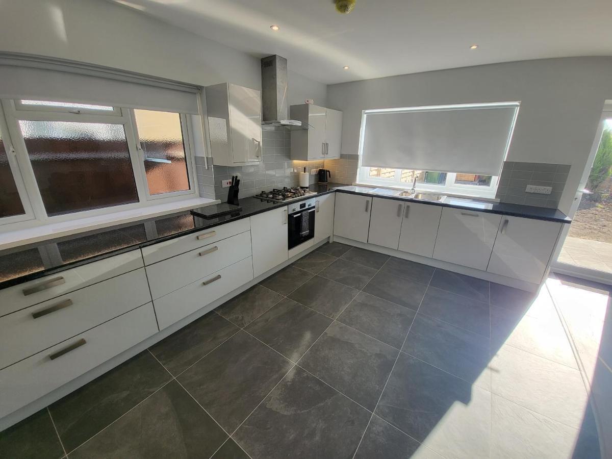 High Spec Large 6 Bedroom House! Kingston upon Thames (Greater London) Exterior foto